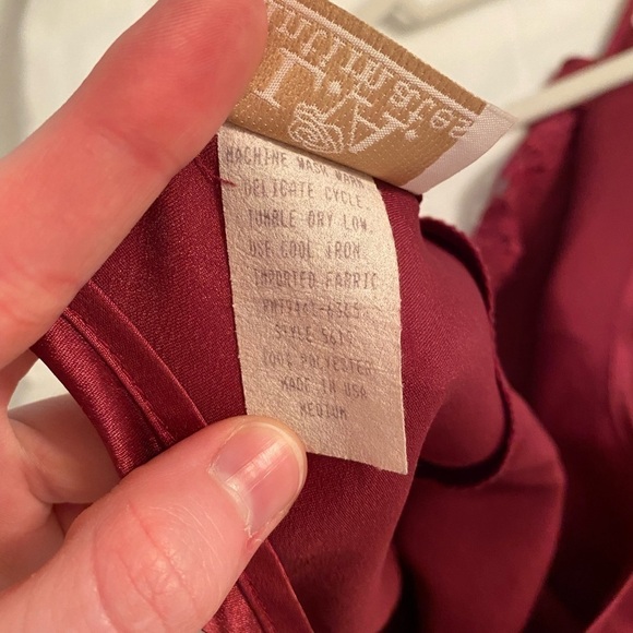 La Intimates Maroon Slip - Picture 7 of 8